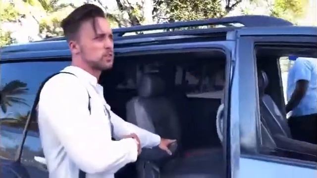 Респект рассказал почему он ушёл из Magic Five 😱 ( он не вернётся?😭) смотреть онлайн