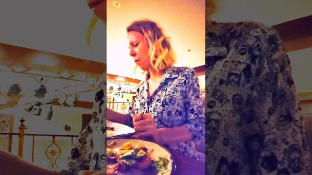 Моя любимая работа и отдых - это неразделителимые вещи. #творчество #art #отдых #праздник смотреть онлайн