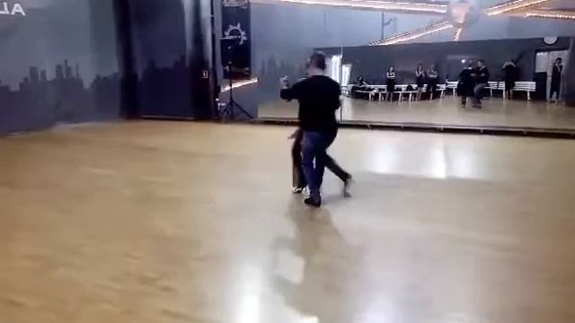 Tango-lessons. Sacada. Olesya Grigoreva & Oscar Busso