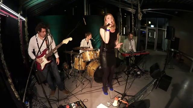 2015 Neon Mind @ Sneeuwpop Dinxperlo смотреть онлайн