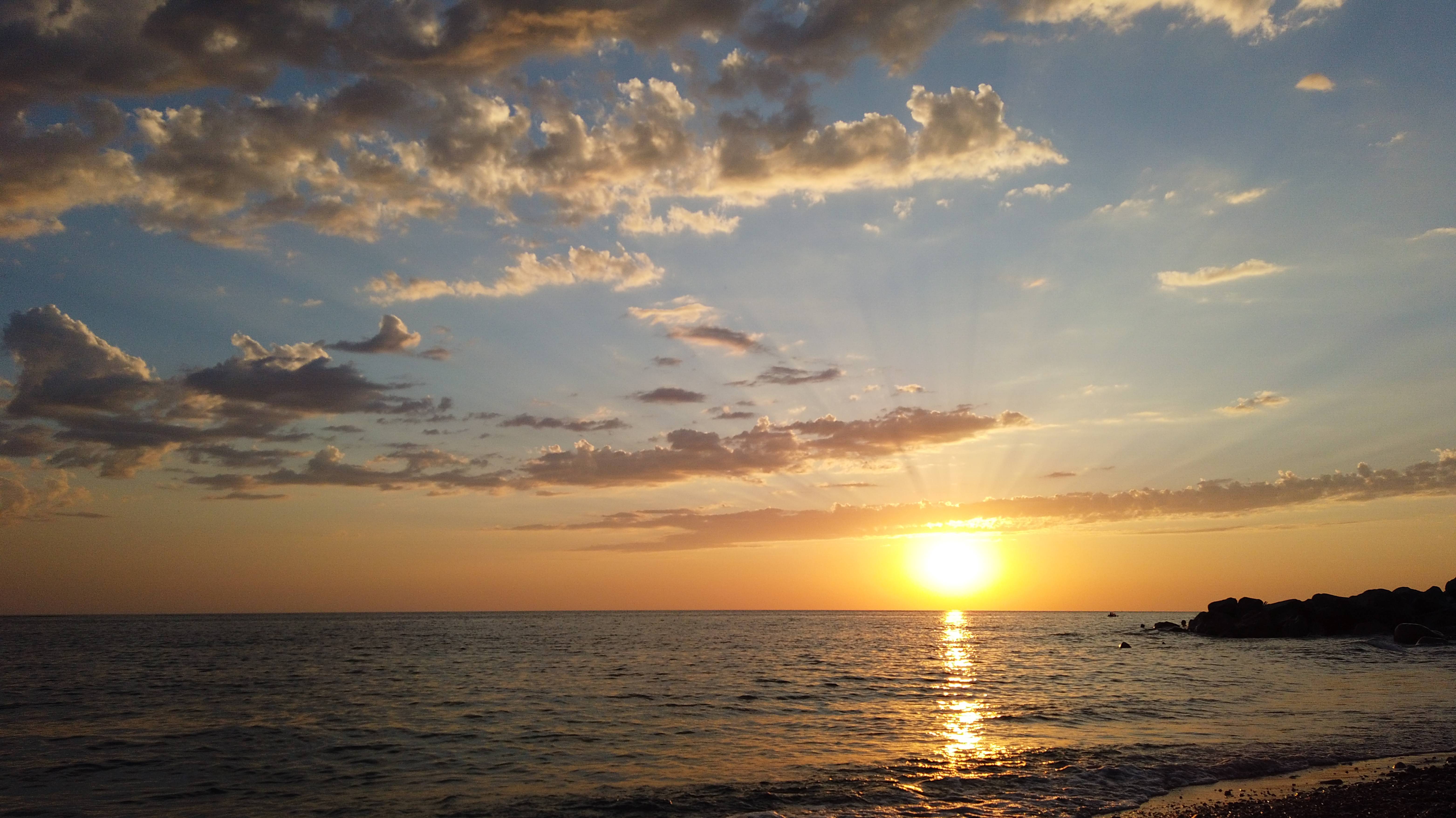 Сочи. Где купаться в Вардане. смотреть онлайн