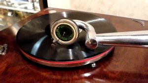 Леонид Утесов. Песня старого извозчика. Старинный граммофон бр. Пате, Одесса