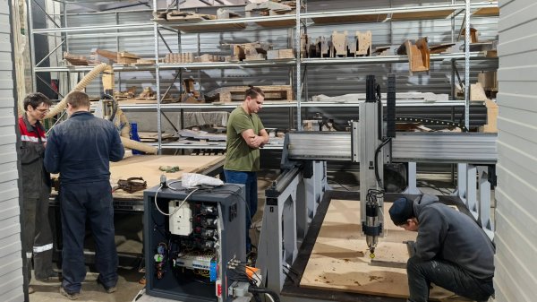 Еще один станок уезжает в производственный цех VISUVA ( https://vk.com/visuva_tech ) !