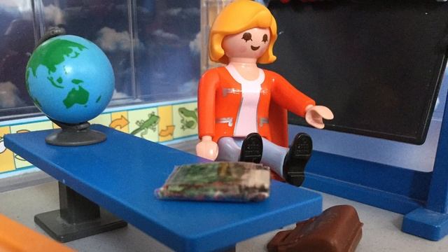 Die JUNGS LÄSTERN über die MÄDCHEN 😨/ Playmobil Short Stories смотреть онлайн