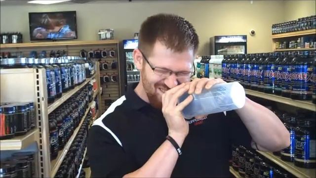Blender Bottles 101 - SupplementGiant.com смотреть онлайн