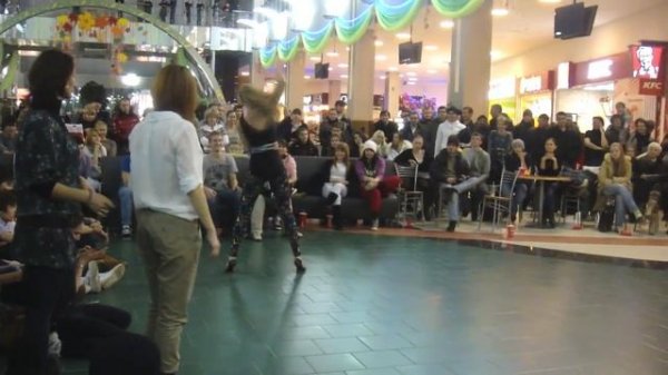 Waacking battle Final - Березка $ Jul