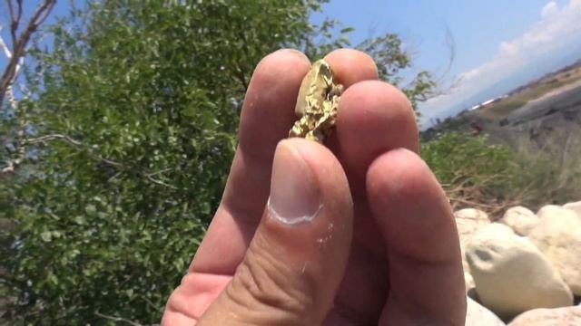 81 Поиск розового сапфира на карьере смотреть онлайн
