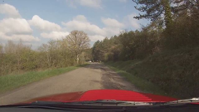 Alfa Roméo SZ "Faite de la N7" le 3 avril 2022 à Pougues-les-Eaux смотреть онлайн