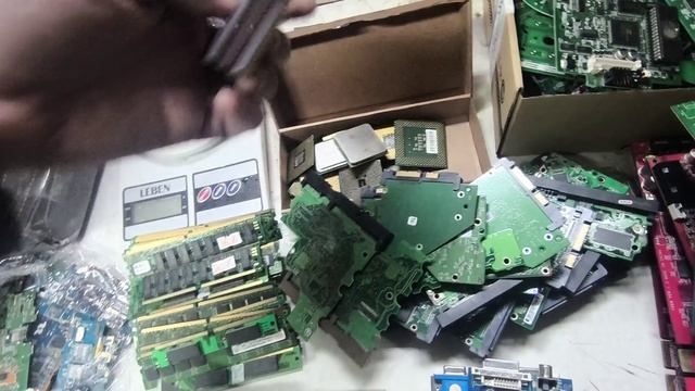 СОРТИРОВКА И ПРИЁМКА ПЛАТ И СРЕЗКИ!ОБЗОР ПОСЫЛОК!