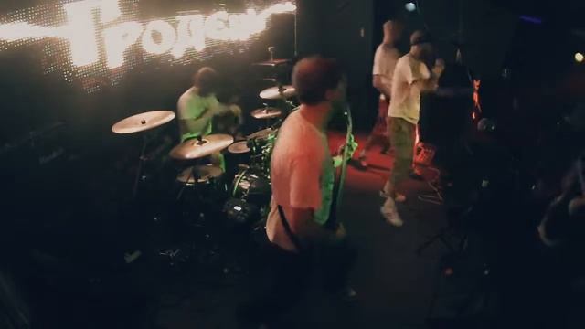 Гродень - Утка(LIVE@MUSICBOX) смотреть онлайн