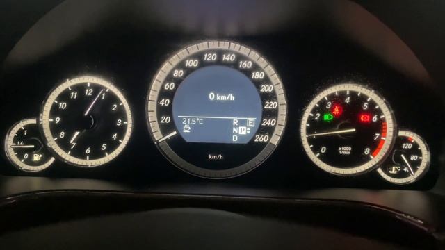 Mercedes-Benz W212 E300 M272 2011 시동 смотреть онлайн