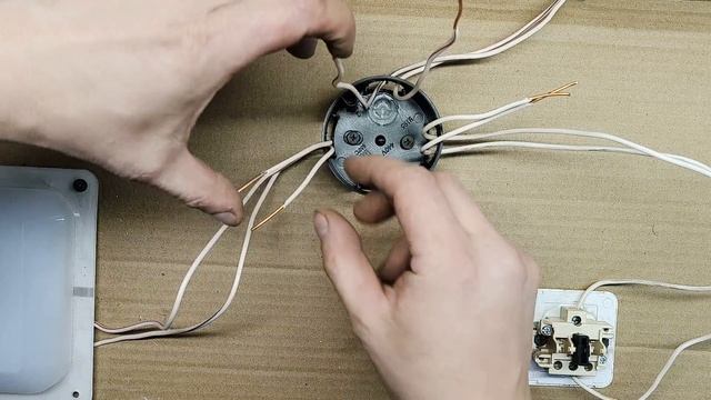 Как подключить выключатель смотреть онлайн