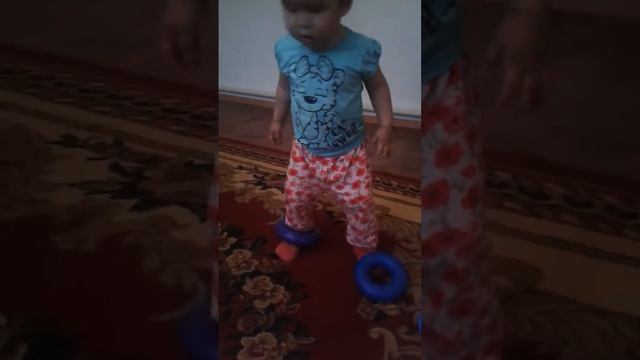 ШОК!!!ДЕВОЧКА ВПЕРВЫЕ УВИДЕЛА КРОЛИКА!!!😀😀😀 смотреть онлайн
