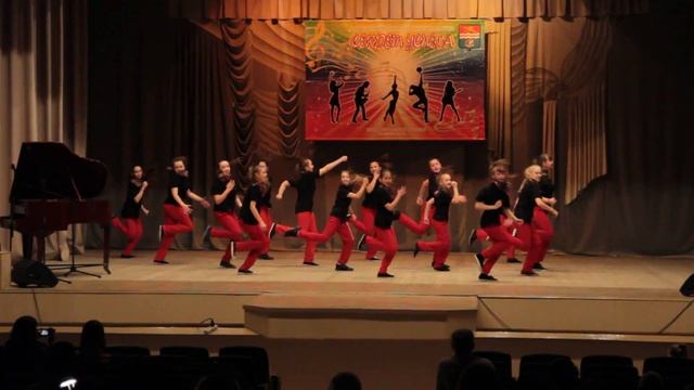Танцевальный Mix Группа "Джаззи" смотреть онлайн