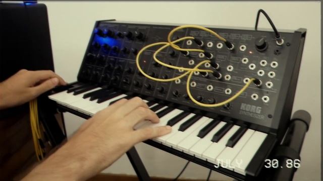 Back to the 80s with Korg Ms-20 mini! смотреть онлайн