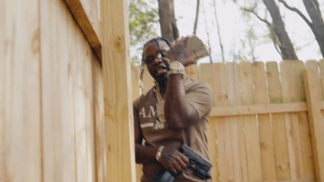 Chino Nino Brown - All On Me (Freestyle) смотреть онлайн