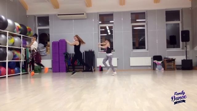 Vogue Routine By Smetana Ninja @Family Dance Studio 2013