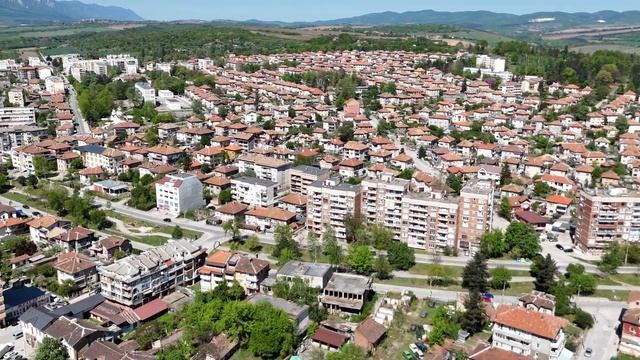 Мездра, река Искър и Археологически комплекс „Калето“... (Част 2) смотреть онлайн