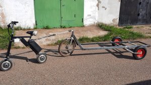 Летом собрал тележку для того чтобы возить самокаты по городу.