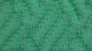 Рельефный узор из лицевых и изнаночных петель