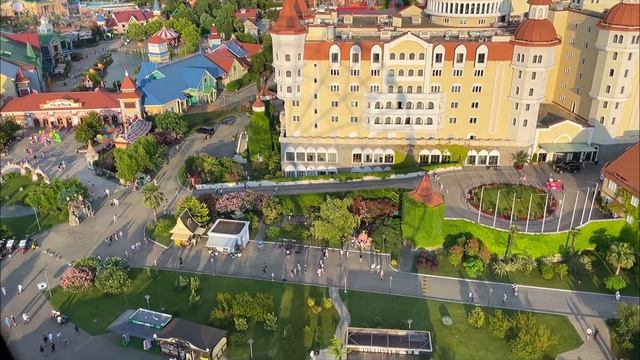 Адлер 2023/ Краткий обзор: куда сходить, где поесть/ Часть 1 смотреть онлайн