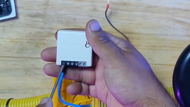 Interruptor inteligente TRANSFORME Qualquer interruptor simples com o SONOFF MINI R2 смотреть онлайн