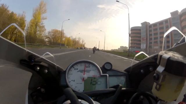 Вилли на спортбайке KTM RC8 1190 смотреть онлайн