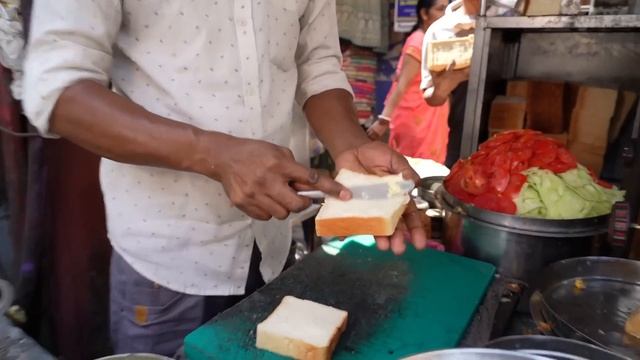 Король сэндвичей! Тост из комбинированного хлеба в стиле Мумбаи | Индийская уличная еда смотреть онлайн