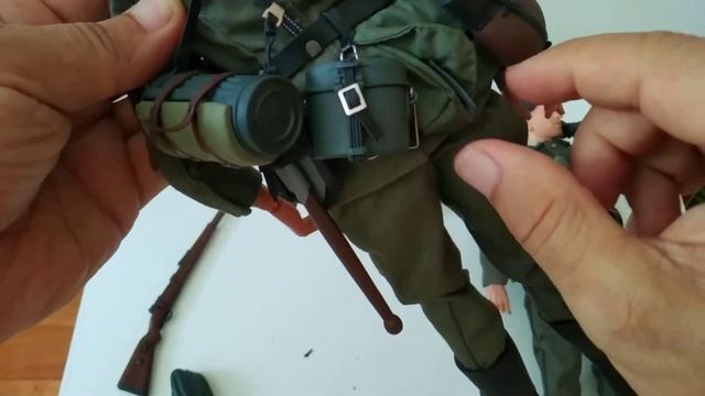 HEINRICH Y ERICH - REF. 70004 - DRAGON MODELS WWII - 1/6 SCALE MILITARY FIGURE WW2