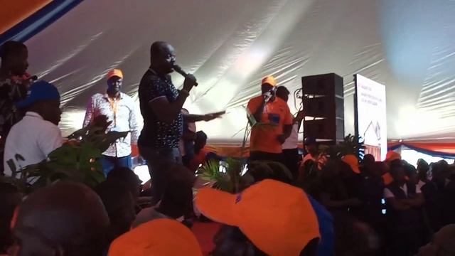 See how ogina Koko translate Luo to kongoli смотреть онлайн