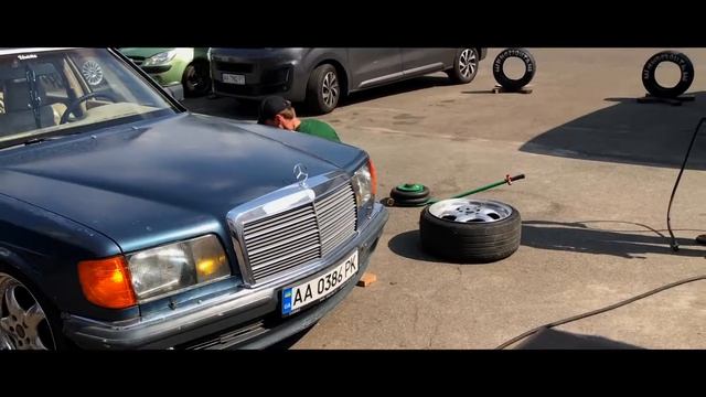 Mercedes Benc W126 SE Class V8