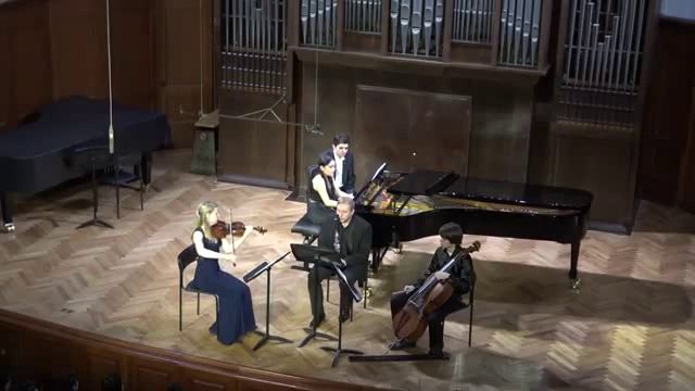 Messiaen: Quatuor pour la fin du temps (8 mvt) смотреть онлайн