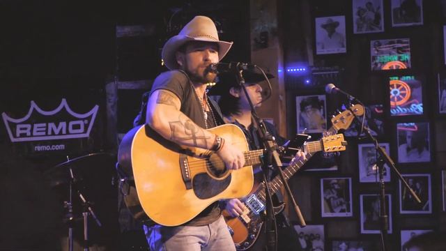 Jay Bragg - Chasin' That Neon Rainbow (Alan Jackson cover) Live смотреть онлайн