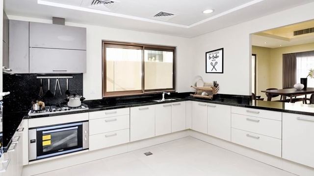 Grand Views Townhouse смотреть онлайн