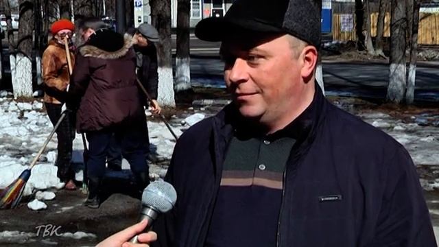 Порядка 300 колпашевцев поддержали Всероссийский субботник, выйдя на уборку территорий смотреть онлайн