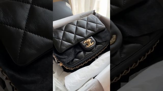 Chanel 23b mini flap bag方胖子 смотреть онлайн