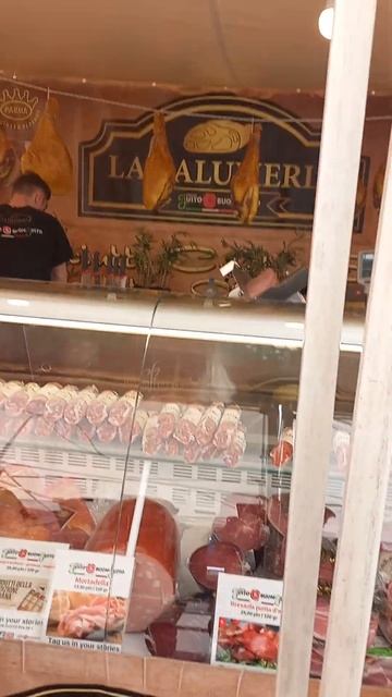 ІТАЛІЙСЬКІ СИРИ, КОВБАСИ ТА ХАМОН ! ЛОДЗЬ. ПОЛЬЩА #лодзь #подорожі #сири #ковбаса #хамон #польща смотреть онлайн