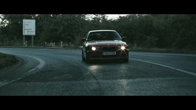 BMW E36 325 Clubsport смотреть онлайн