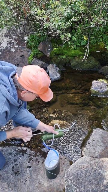Do I dare drink from the stream? #waterfiltration смотреть онлайн