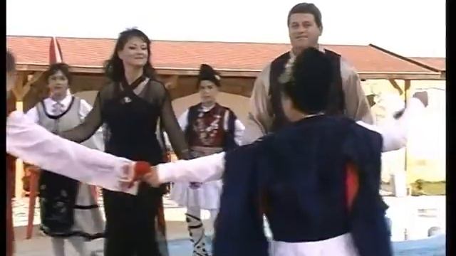 Севдалина и Валентин Спасови - Де гиди Магде смотреть онлайн