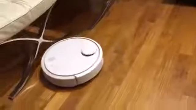 Xiaomi Mi Robot Vacuum Cleaner Mijia maiden voyage смотреть онлайн