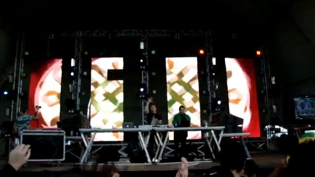 xxx 15 anos itu -sp 10-12-11 смотреть онлайн