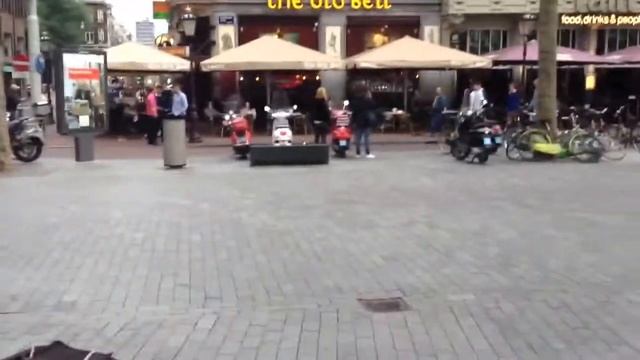 Freestyle artist in Amsterdam city Rembrandt square смотреть онлайн