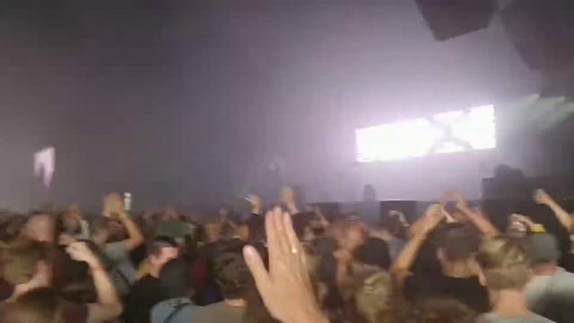 Modeselektor ft. Tommy Cash - Who смотреть онлайн