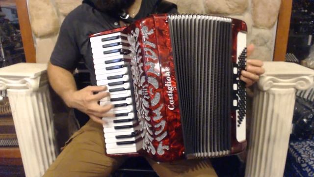 CAST3796RDMICS - Red Pearl Castiglione Piano Accordion LMM 37 96 Sennheiser Microphones $2499 смотреть онлайн
