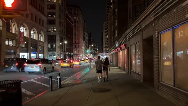 NYC LIVE Midtown Manhattan Saturday Night смотреть онлайн