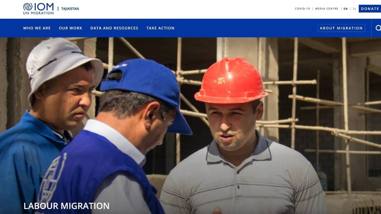 Мигрантов будет еще больше. Как под крышей ООН стираются границы и замещаются народы. смотреть онлайн