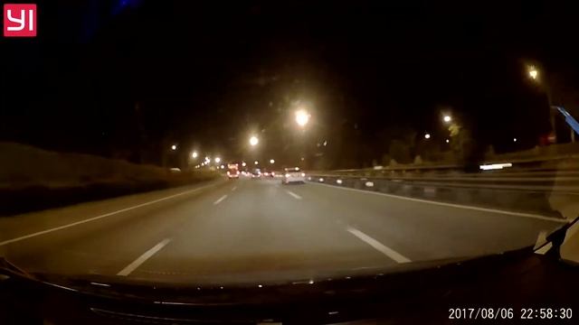 International edition Xiaomi Yi Smart Car DVR Dashcam Xiaoyi WIFI camcoder car camera Video 4 смотреть онлайн