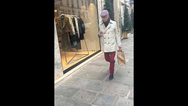 Street style Paris november /HERMES Paris/ what are people wearing in Paris? street fashion Paris смотреть онлайн