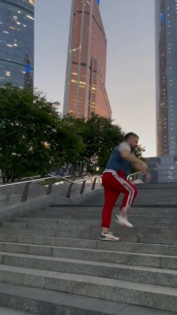 Kolya Korolev Dance | #shorts of Ladder Challenge | Shuffle Dance | Running Man (Polly, X-Step) смотреть онлайн